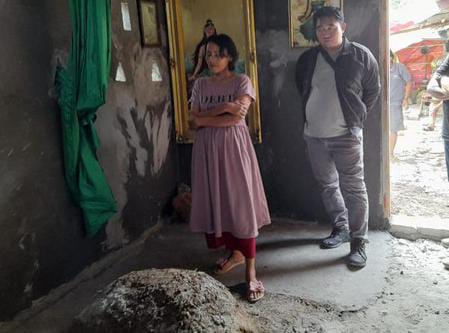 Nurheni Bikin ‘Makam Nyi Roro Kidul’ Palsu di Tangerang demi Pengobatan Alternatif Foto : Ist