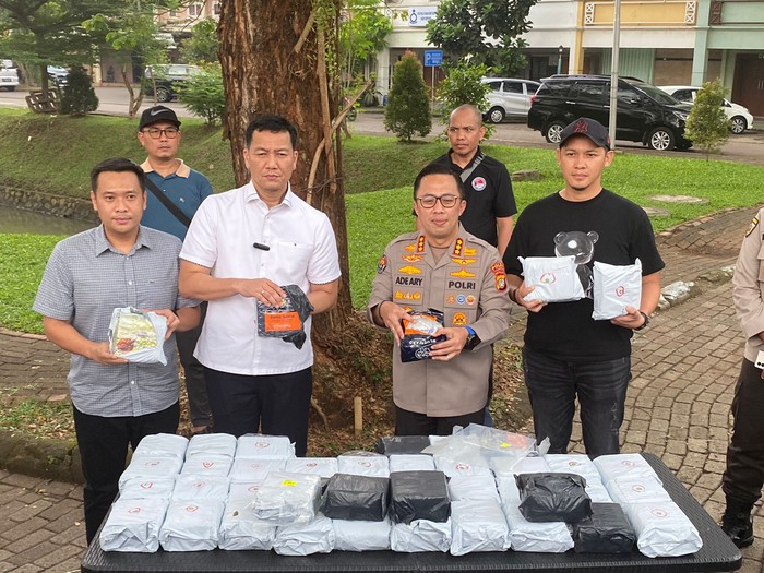 Polisi Gagalkan Peredaran 45 Kg Sabu di Parkiran RS Jaksel, Hendak Dibawa ke Tangsel Foto : Ist