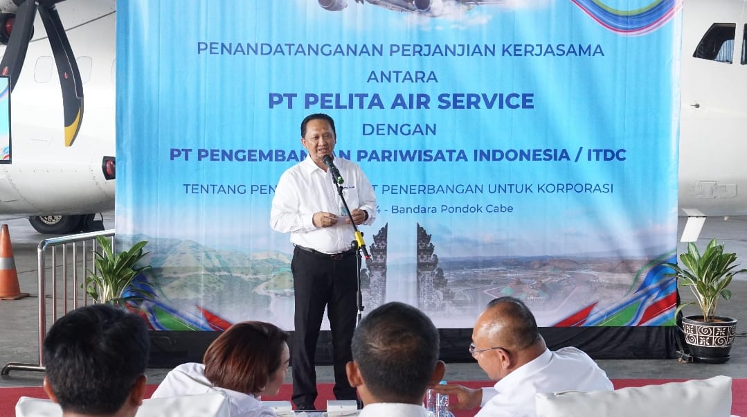 Sinergi PT Pelita Air Service dengan PT Pengembangan Pariwisata Indonesia (ITDC), Optimalkan Kinerja Sektor Pariwisata Penandatanganan Perjanjian Kerja Sama di Hanggar Bandara Pondok Cabe, Tangerang Selatan, pada hari ini Senin, (8/7). (Ist)