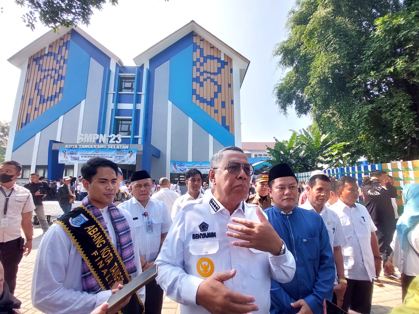SMPN 23 Kota Tangsel Terbangun Megah, Benyamin Beri Pesan Mendalam Untuk para Siswa Foto : Ist
