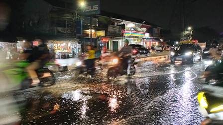 Sudah Bulan Juli Tapi Kok Masih Hujan? Ini Penjelasan BMKG Foto : Ist