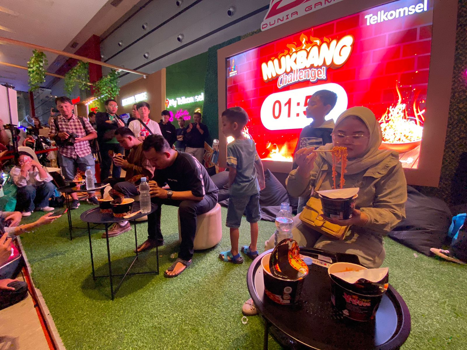 Telkomsel dan Indihome Hadirkan Program Seru di Jakarta Fair Berbagai program seru khusus JFK dapat pengunjung nikmati dari tanggal 12 Juni - 14 Juli 2024. (Ist)