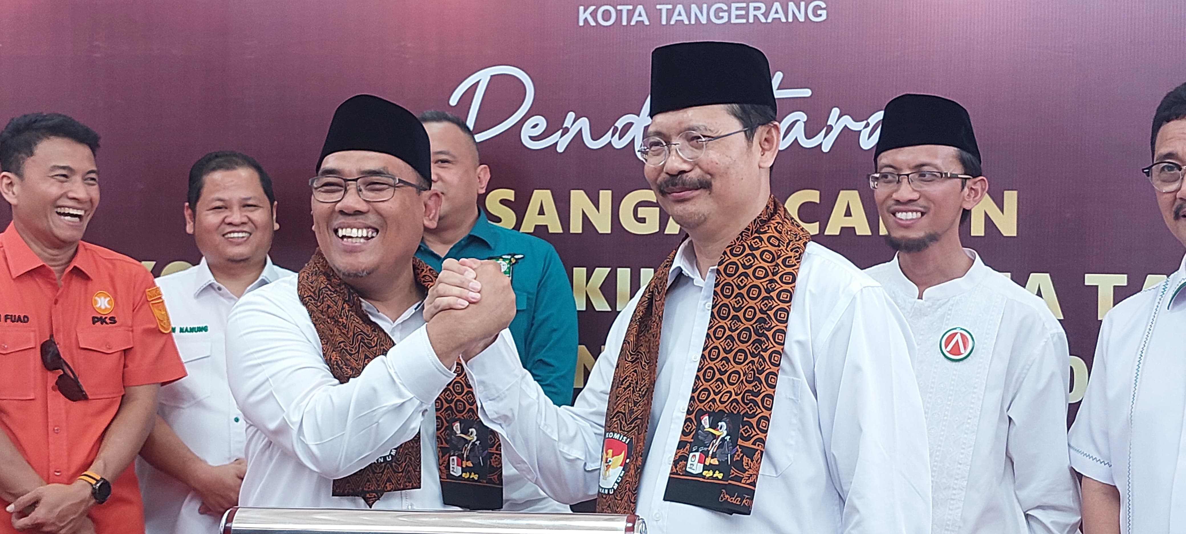 Amarullah-Bonnie Resmi Daftar Ke KPU. Sebut Wujud Muhammadiyah Dan NU Bersatu Foto : Ryan