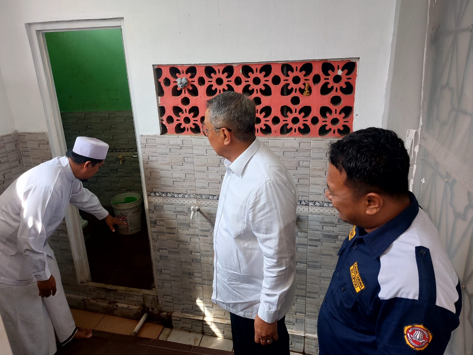 Belum Miliki Tangki Septik yang Layak, Benyamin : Silakan Usulkan Saja Akan Kami Bangun Foto : Ist