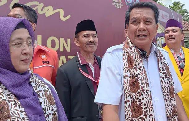 Maesyal-Intan Daftar ke KPU Kabupaten Tangerang, Diantar Koalisi KIM Plus Foto : Ist