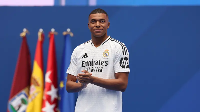 Mbappe Mulai Jalani Debut Di Real Madrid Foto : Ist