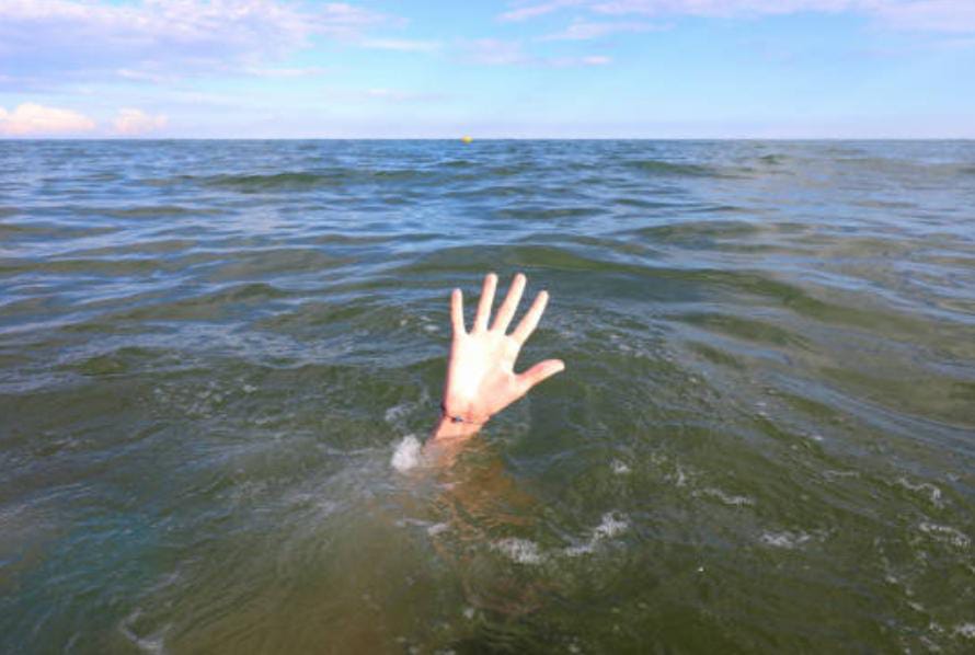 Nahas, Wisatawan Asal Serang Ditemukan Tewas di Pantai Carita Foto : Ist