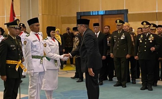Puluhan Anggota Paskibraka 2024 Kota Tangsel Dikukuhkan Benyamin Davnie Foto : Ist