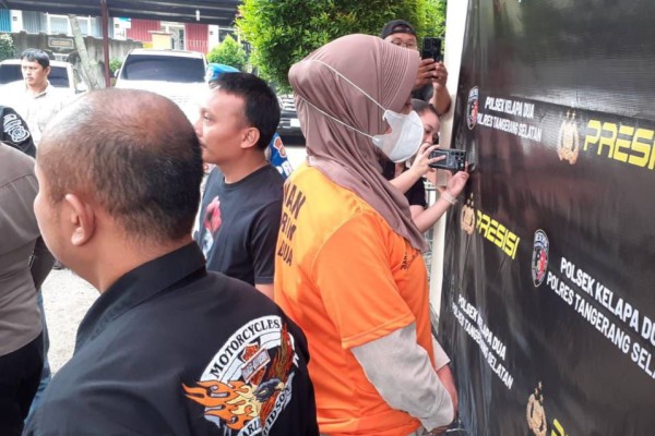 Wanita Tusuk Penjaga Toko di Tangerang Divonis 15 Tahun, Keluarga Korban Puas Foto : Ist