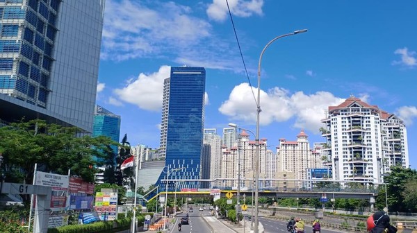 Cuaca Jumat (20/9) Di Jakarta Akan Hujan Atau Panas? Foto : Ist