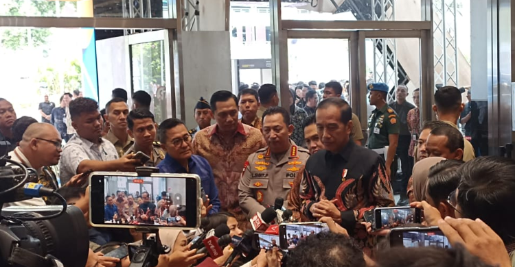 Kaesang Sambangin KPK, Jokowi: Semua Warga Negara Sama Di Mata Hukum Foto : Ist