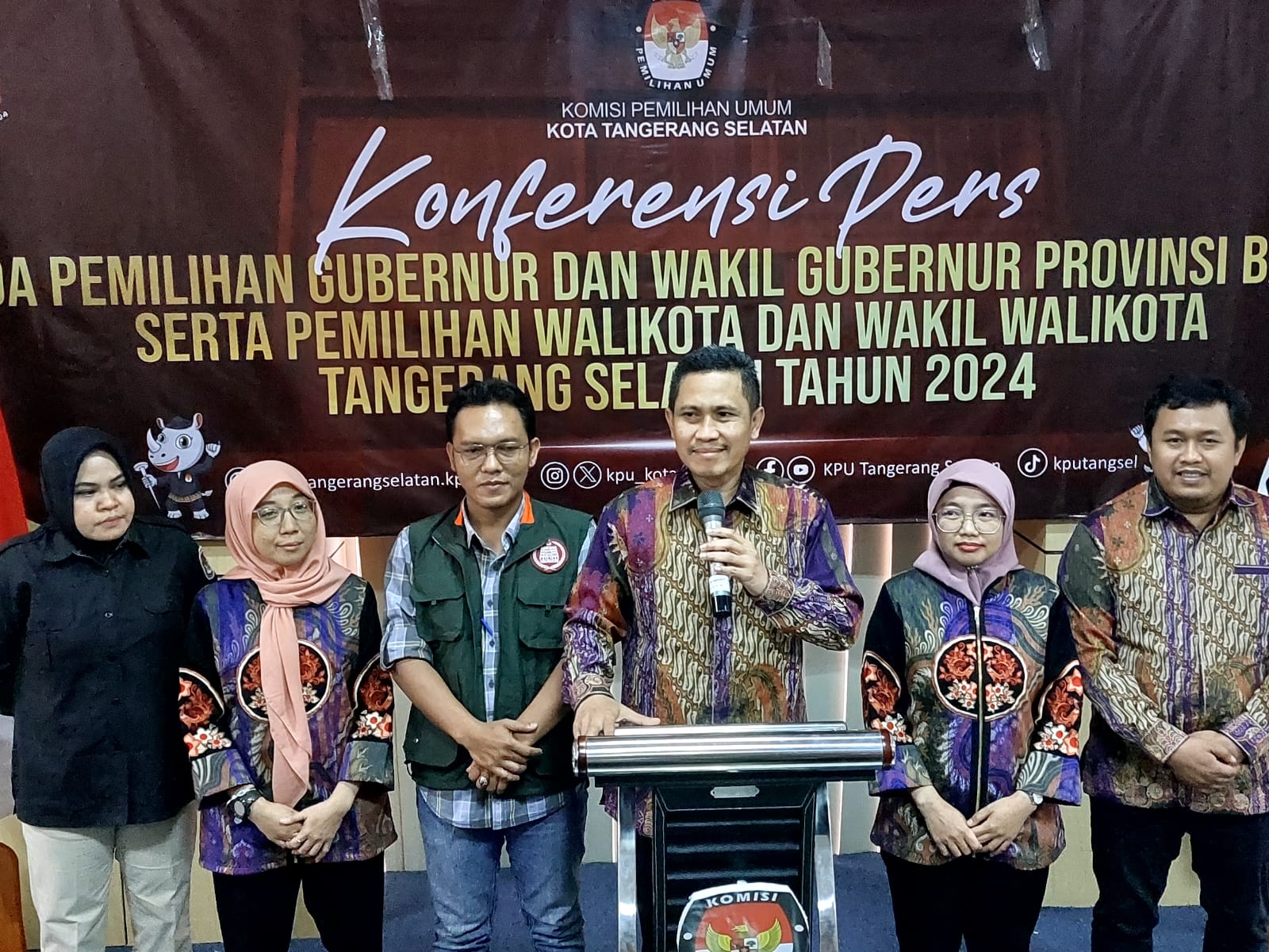 KPU Tetapkan 2 Paslon yang Bakal Berlaga di Pilkada Tangsel, Besok Lanjut Pengundian Norut Foto : Ist
