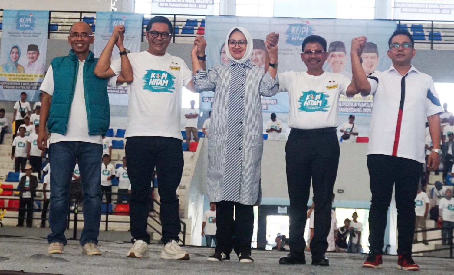 Menangkan Airin-Ade & Sachrudin-Maryono, Kopi Hitam Kota Tangerang Sebar 1.020 Koordinator TPS Kopi Hitam Kota Tangerang deklarasi dan konsolidasi ribuan relawan koordinator TPS untuk Airin Rachmi Diany-Ade Sumardi dan Sachrudin-Maryono. (ist)