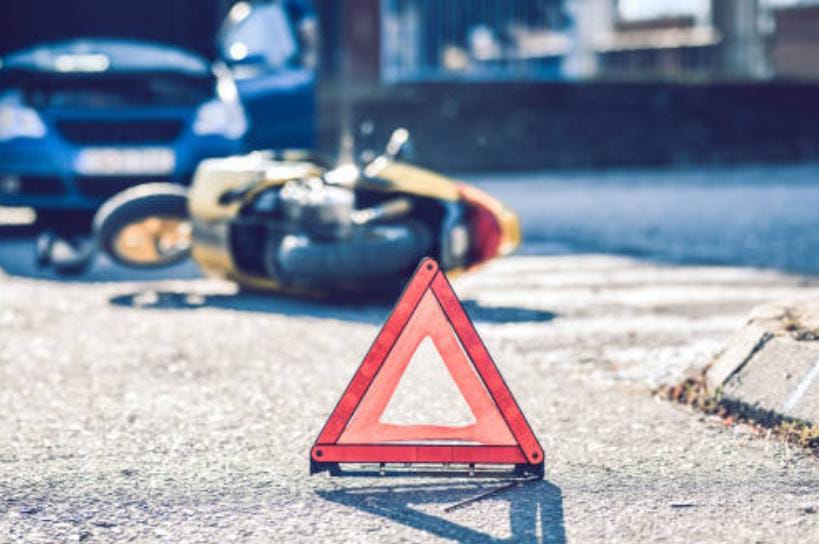 Nahas, Pemotor di Bogor Tewas Tertabrak Mobil usai Gagal Menyalip Foto : Ist