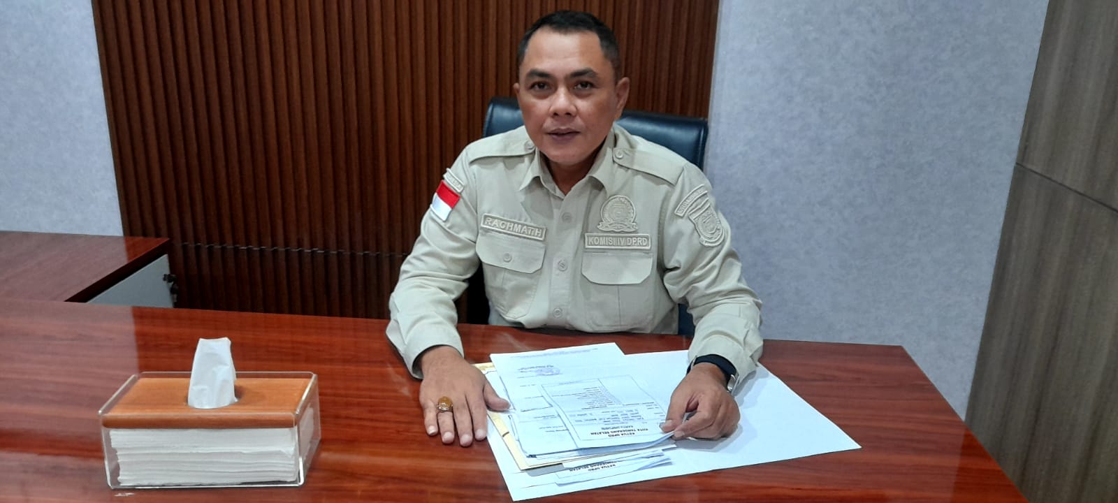 Pimpinan Sementara Dewan Kebut Pembentukan Fraksi & Tatib Pimpinan sementara DPRD Tangsel Rahmat Hidayat.(dra)