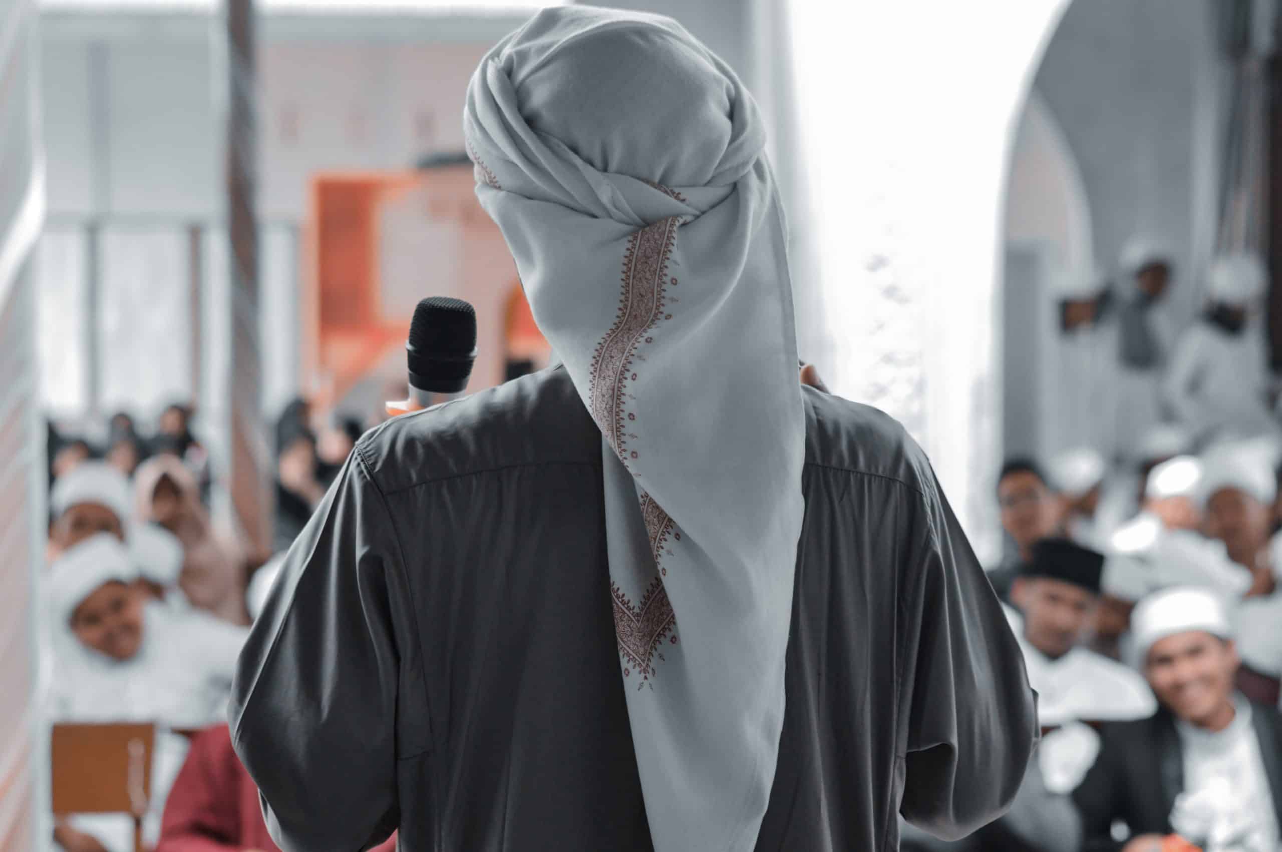 Tadarus Budaya: Sejarah Sosial Ulama Intelektual Nusa Tenggara dan Penciutan Intelektual Ulama Ilustrasi