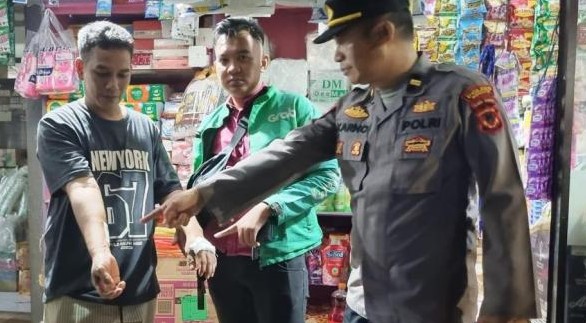 Warung di Parung Bogor Dirampok, Pemilik Sempat Dibacok setelah Melawan Foto : Ist