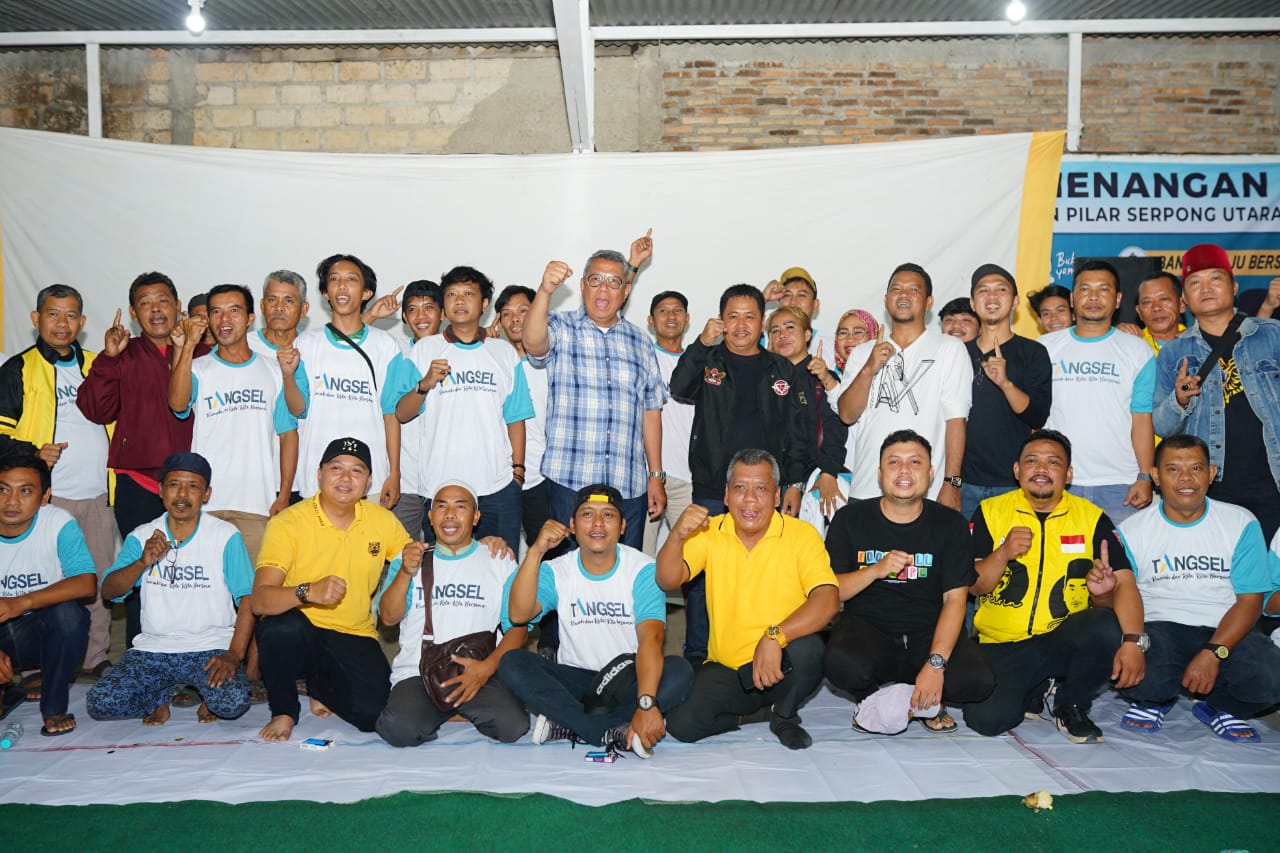 Ajak Warga Paku Jaya Nobar Timnas, Benyamin : Meski Kalah, Masyarakat Guyub Disatukan Oleh Bola Foto : Ist