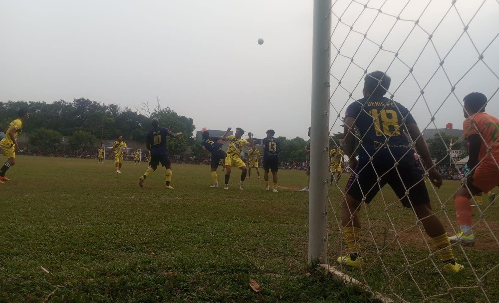 Bersama Egha Sena Gawang Denis Kian Tangguh, HBB Boy Diyakini Mampu Jinakkan Raja Uler Gawang Denis FC tetap perawan meski dibombardir Portuda. (red/tangselpos.id).