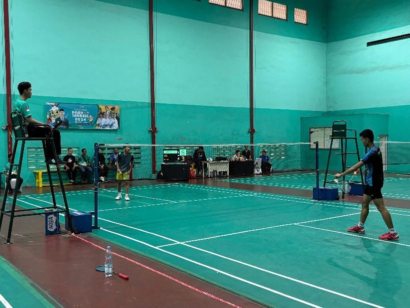 Ciputat Lolos Babak Final Tunggal Putra Bulu Tangkis usai Kalahkan Serpong Foto : Mg.AbI