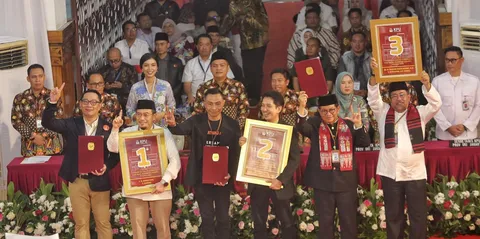 Debat Perdana Pilgub Jakarta 6 November, RK, Pramono Dan Darma Sudah Siap Foto :
