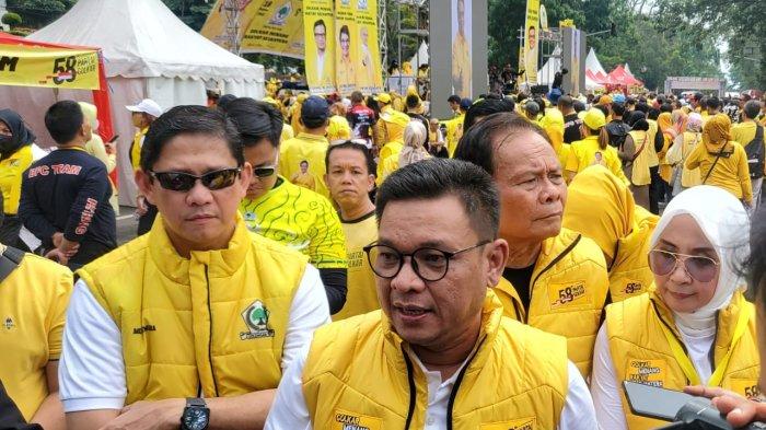 Golkar Targetkan Menang Di 16 Wilayah Di Jawa Barat Ketua DPD Golkar Jabar Ace Hasan saat acara HUT Golkar. Foto : Ist