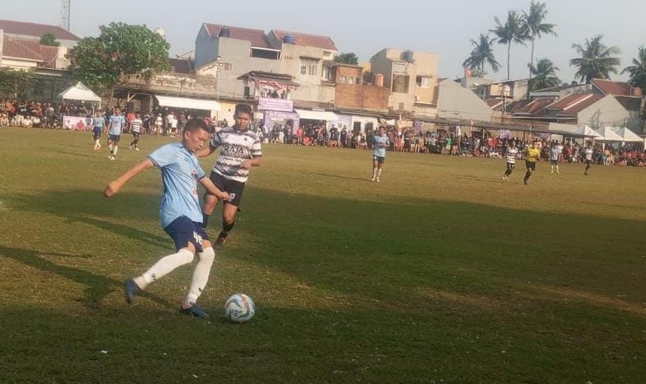 HBB Boy Sukses Bikin Raja Uler Tak Berbisa, Joglo 02 Berupaya Tak Sia-siakan Dukungan Suporter Mantan bek kanan Persija Jakarta, Ismed Sofyan tetap diandalkan HBB Boy saat lawan Raja Uler FC. (red/tangselpos.id)