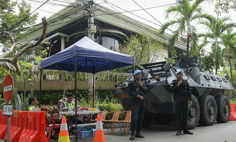 Jelang Pelantikan Presiden & Wapres: Panser Anoa Disiagakan di Senayan Panser Anoa siaga di kediaman rumah Dinas Wapres di Jln Diponegoro. Foto : Ist