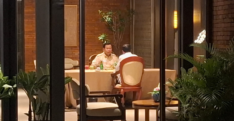 Jokowi Makan Malam Bersama Prabowo Foto : Ist