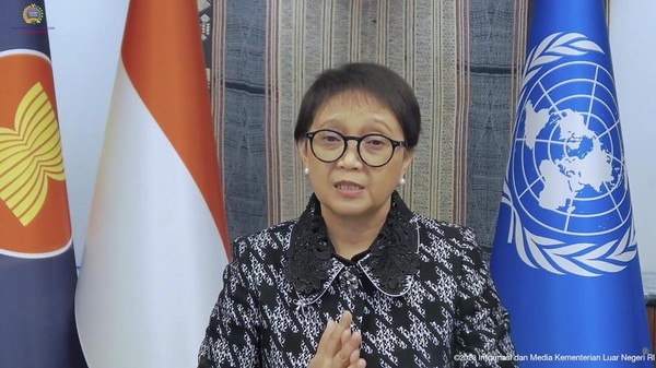 Menlu Retno Juga Hadir Di Hambalang, Masuk Kabinet Prabowo? Menlu Retno Marsudi. Foto : Ist