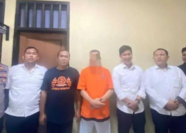 Penahanan Kades Tersangka Pemalsu Surat Tanah di Tangerang Ditangguhkan, Korban Kecewa Foto : Ist
