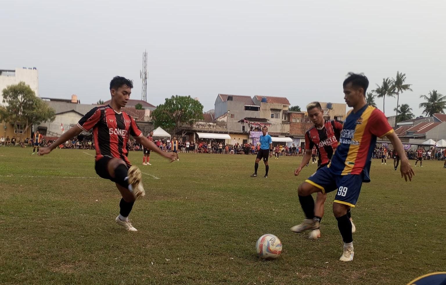 Pendukung Joglo 02 Tersenyum Puas, Herman Dzumafo Cs Dibantai 5-0 Duel Joglo 02 dengan MBJ Zea dimenangkan Joglo 02.(red/tangselpos.id).