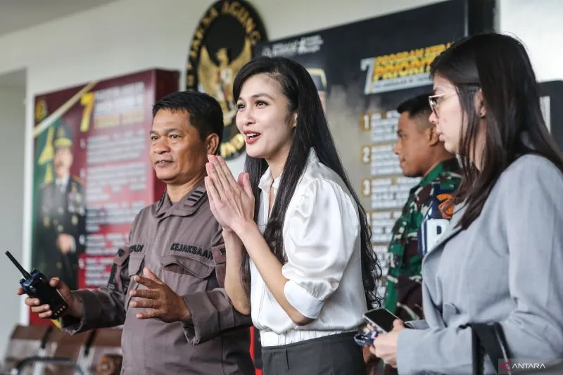 Sandra Dewi Siap Jadi Saksi di Persidangan Harvey Moeis Foto : Ist