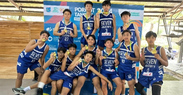 Serpong Utara Juara Basket Putra Porkot Tangerang Selatan 2024 Timbasket putra Serpong Utara. Foto : Ist