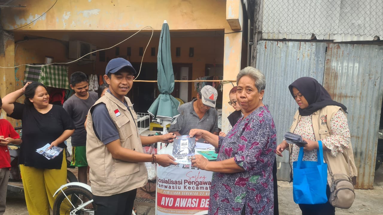 Panwascam Ciputat Keliling ke Kelurahan Lakukan Sosialisasi Pilkada 2024, Disambut Baik Masyarakat Foto : Ist