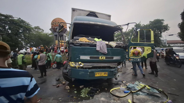 Terungkap! Sopir Truk Ugal-ugalan di Tangerang Ternyata Positif Narkoba Foto : Ist