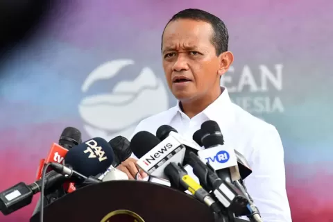 Bahlil Geleng-geleng Kepala Menteri ESDM Bahlil Lahadalia. Foto : Ist