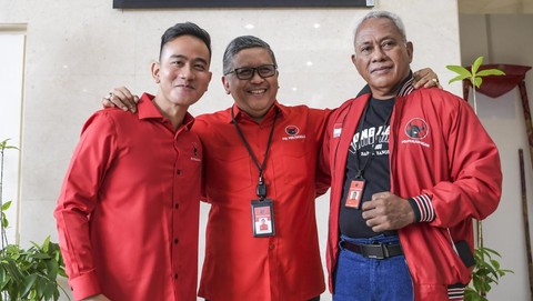 Jokowi Dan Gibran Bukan Kader Banteng Lagi Foto : Ist