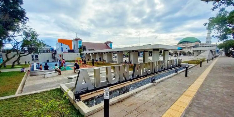 Rekomendasi Tempat Wisata di Tangsel yang Cocok Dikunjungi saat Libur Nataru Alun-alun Pamulang. Foto : Ist