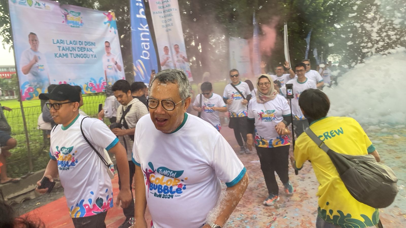 Ribuan Pelari Ramaikan Tangsel Color & Bubble Run Foto : Ist
