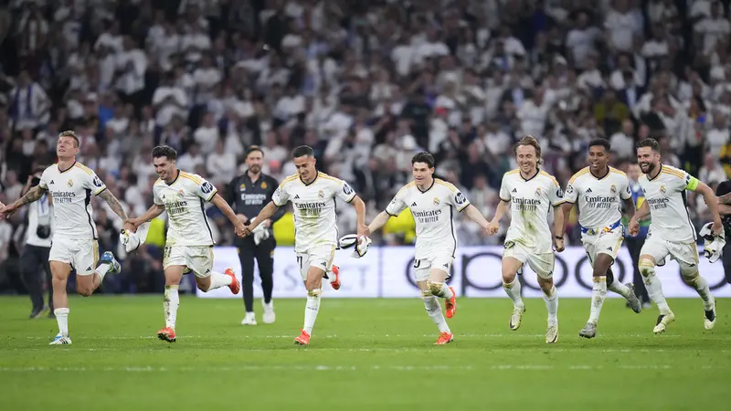 Selebrasi Real Madrid usai mengalahkan 3-2 Atalanta. Foto : Ist
