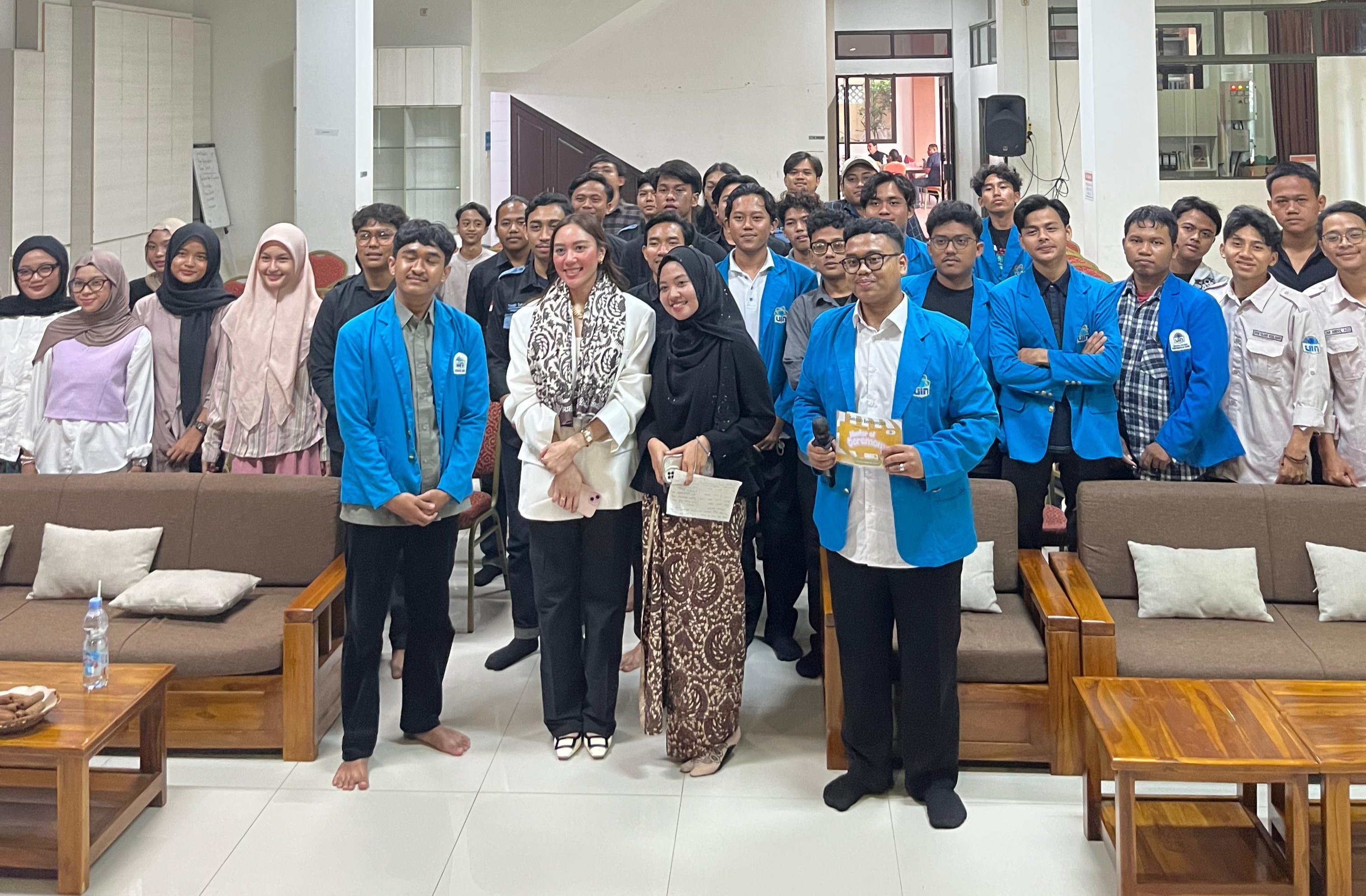 Forum Mahasiswa Berdampak Gelar Sekolah Legislator Muda di Ciputat Foto : Ist