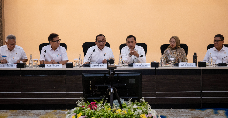 Menko PMK Pratikno saat konferensi pers terkait Pemeriksaan Kesehatan Gratis. Foto : Ist