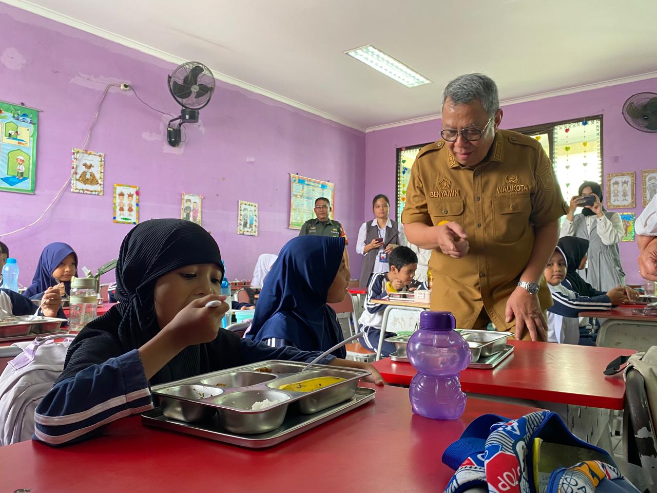 Sasaran MBG di Tangsel Capai 235.000 Siswa, Benyamin : Perlu Siapkan Banyak Dapur Umum Foto : Ist