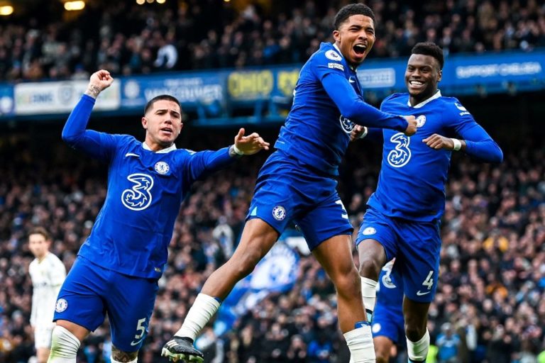 Hasil Liga Conference: Chelsea Menang, Fiorentina Kalah Dari Phanathinaikos Selebrasi skuad Chelsea. Foto : Ist