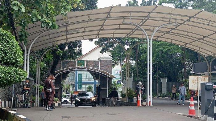 2 Peleton TNI Gantian Jaga Kejaksaan Agung Ilustrasi. Foto : Ist