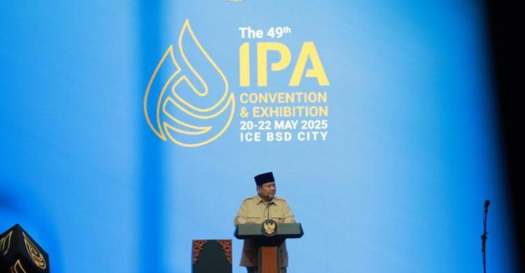 Di IPA Convex 2025, Prabowo: Indonesia Segera Swasembada Energi Presiden Prabowo membuka Konvensi dan Pameran ke-49 Indonesia Petroleum Association (IPA) di ICE, BSD. Foto : Ist