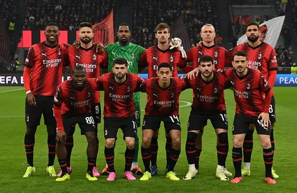Gebuk Genoa, AC Milan Masih Berburu Tiket Liga Champions Skuad AC Milan. Foto : Ist