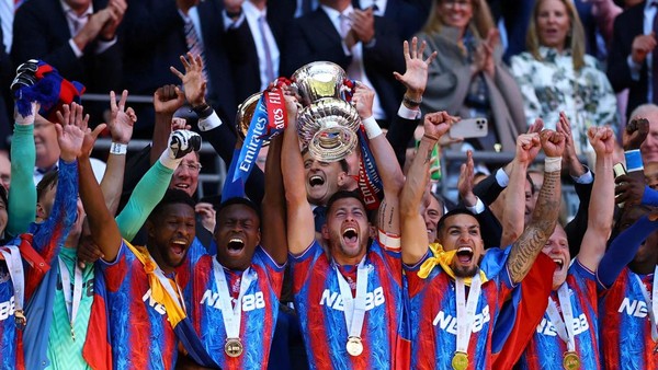 Gelar Perdana Crystal Palace Skuad Crystal Palace. Foto : Ist