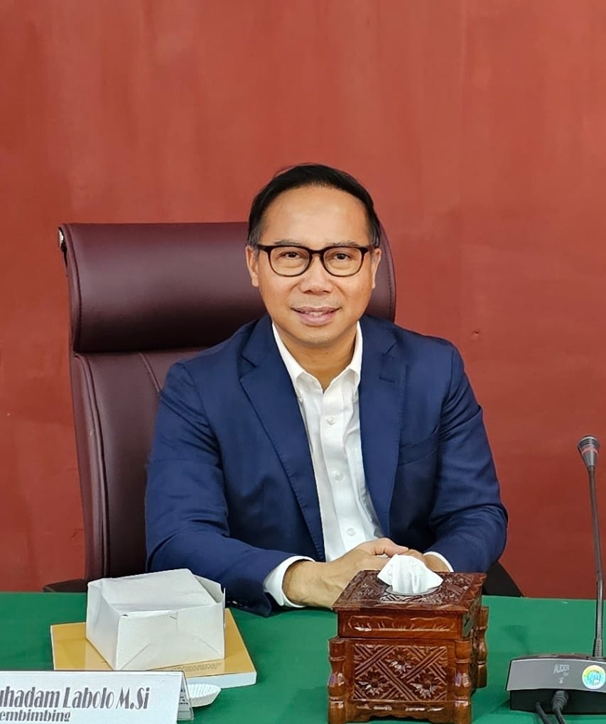 Ijazah dan Tanggungjawab Civitas Akademik Prof. Dr. Muhadam Labolo, Guru Besar IPDN.(Dok. Pribadi)